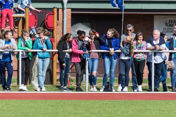 Bild 320 - wBJ SV Henstedt Ulzburg - Hamburger SV : Ergebnis: 0:2